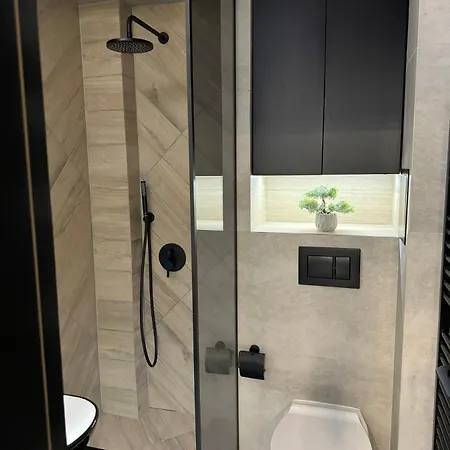 Luxury Flat In شقة *